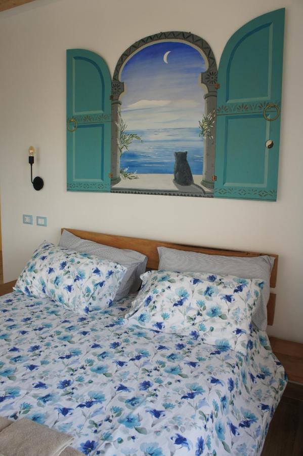 Zenestrin Farm stay *