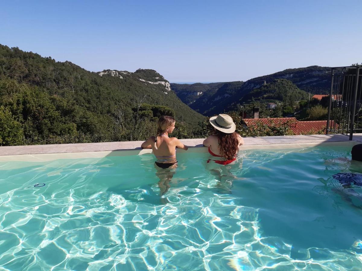 Zenestrin Farm stay Orco Feglino
